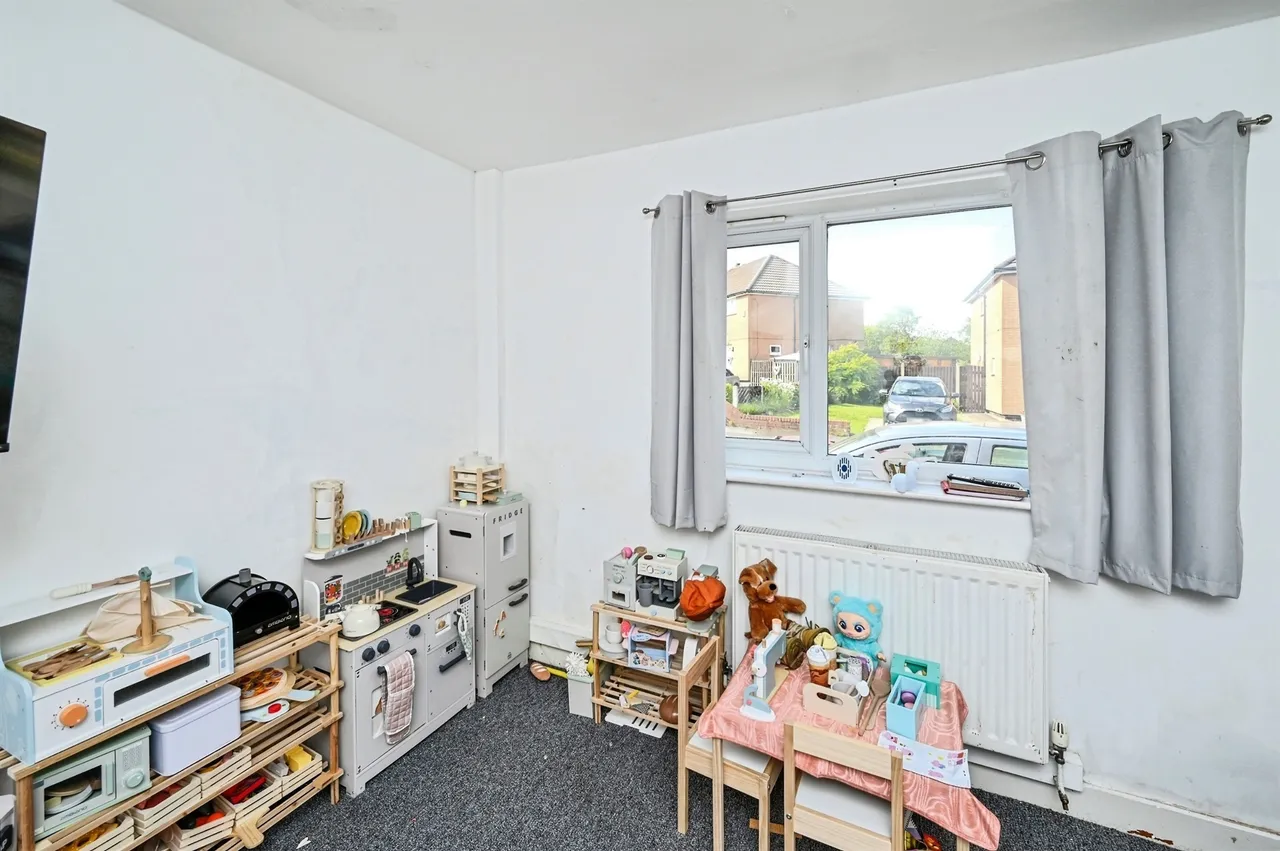 Woodside Place, Clay Cross, S45, photo 14