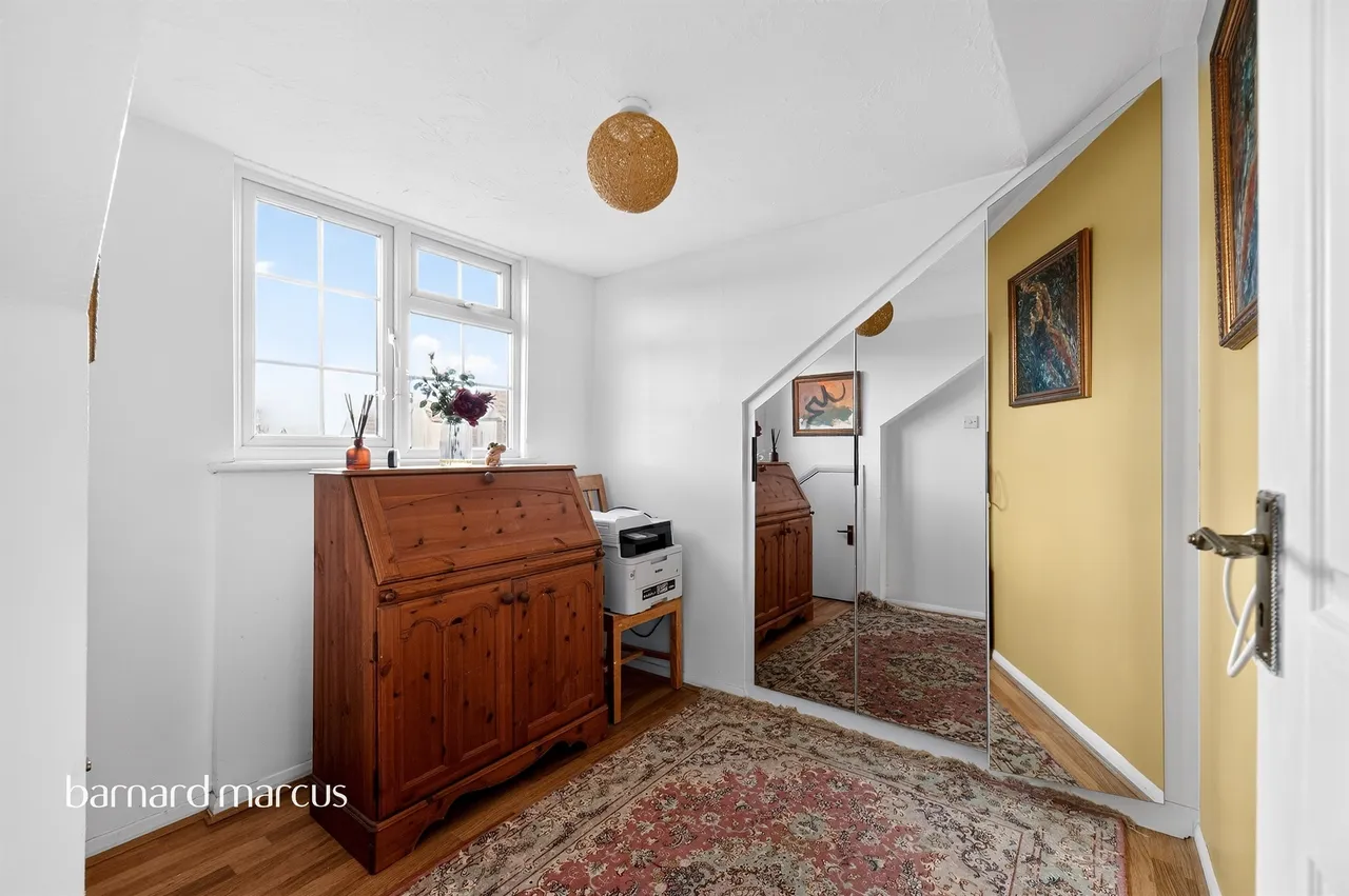 Wilkins Close, Mitcham, CR4, photo 7