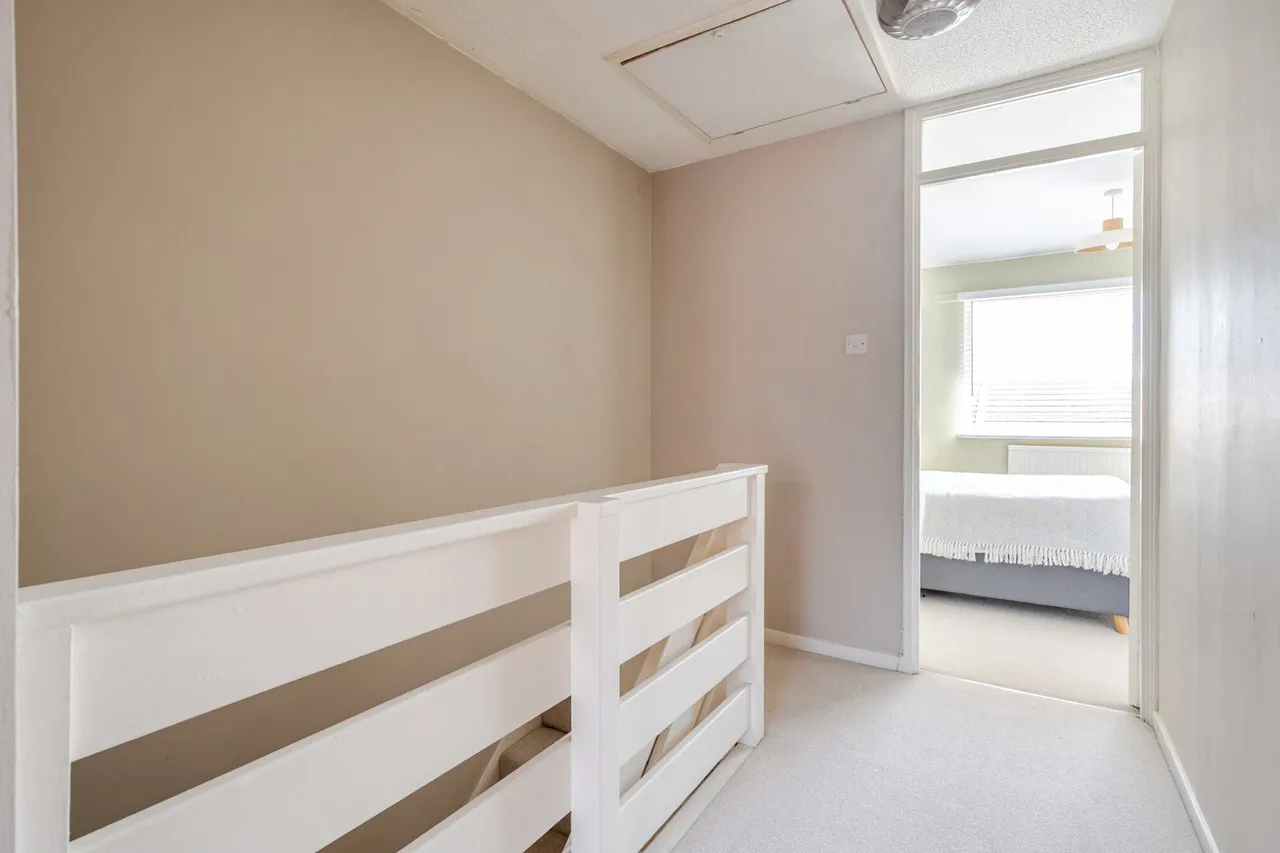 Dallas Road, SE26, photo 15