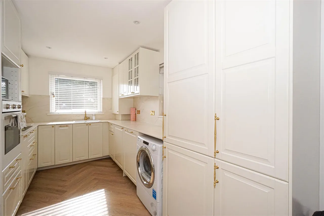 Hawthorn Avenue, Bexhill-On-Sea, photo 21