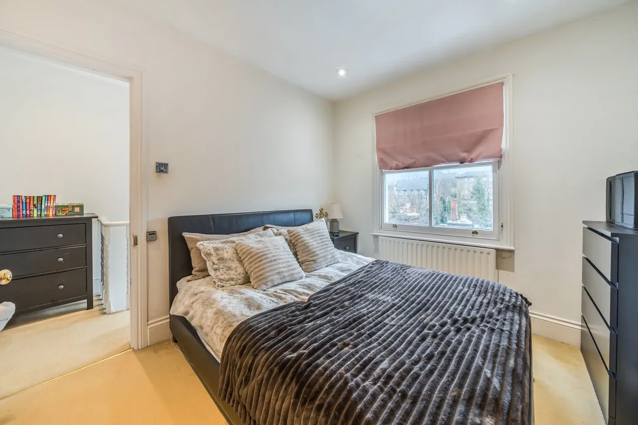 Southvale Road, SE3, photo 17
