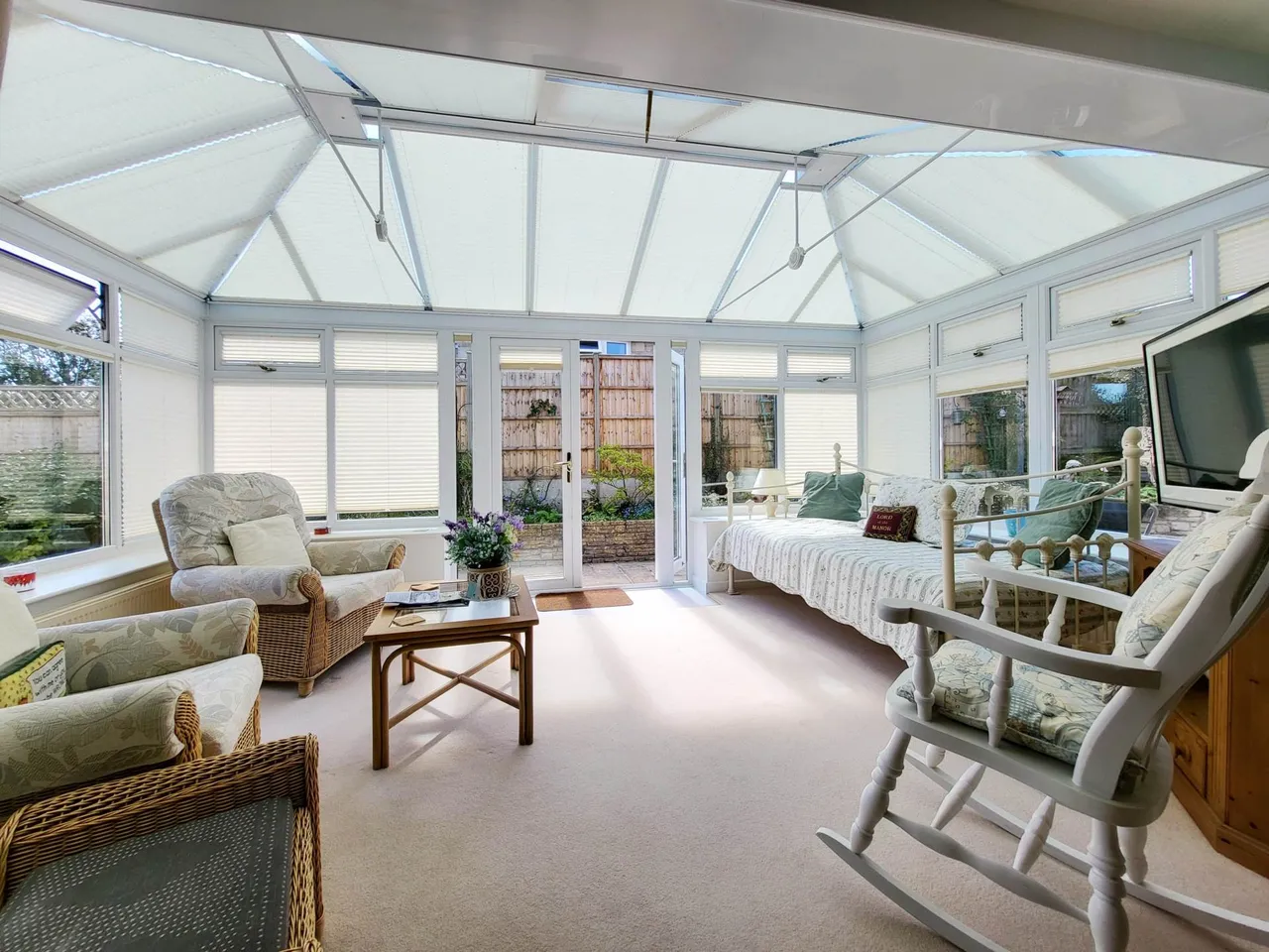 St. Giles Close, Chideock, DT6 6LQ, photo 2