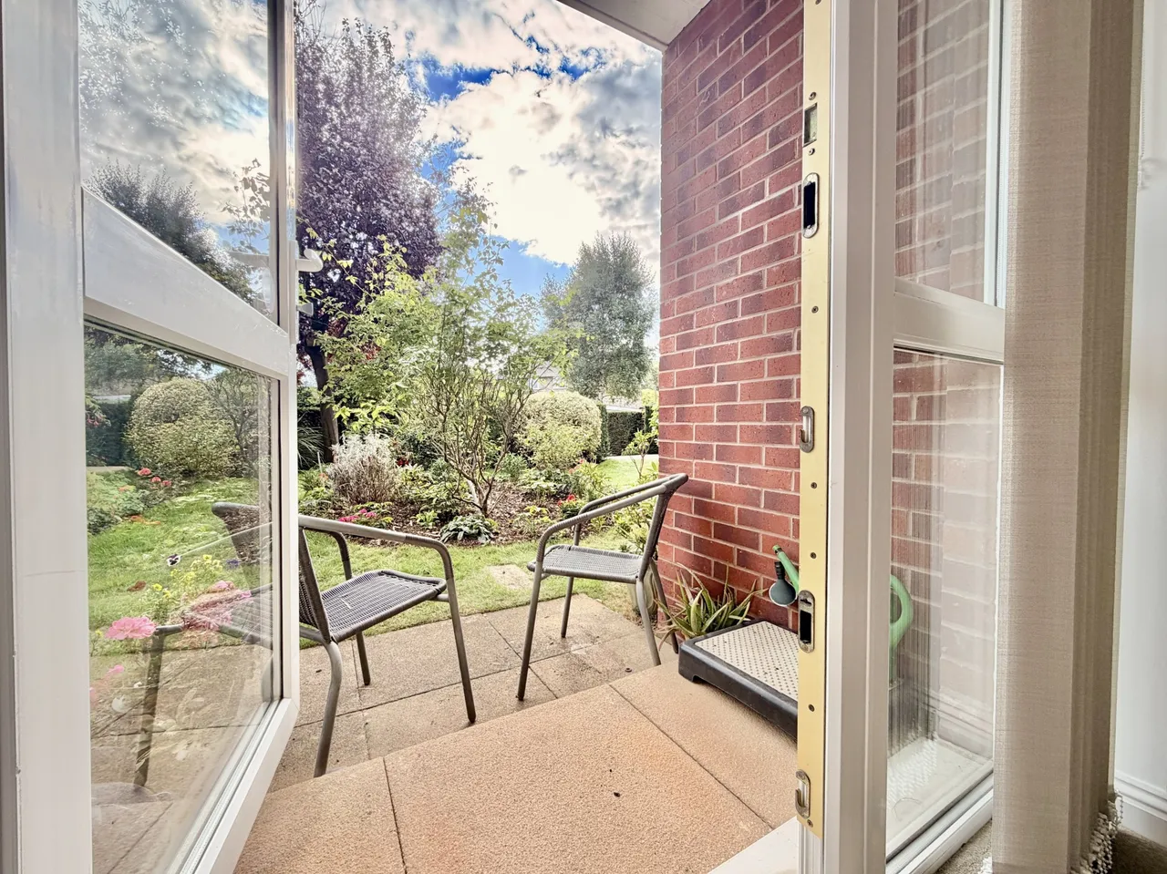 High Street, Portishead, BS20, photo 10