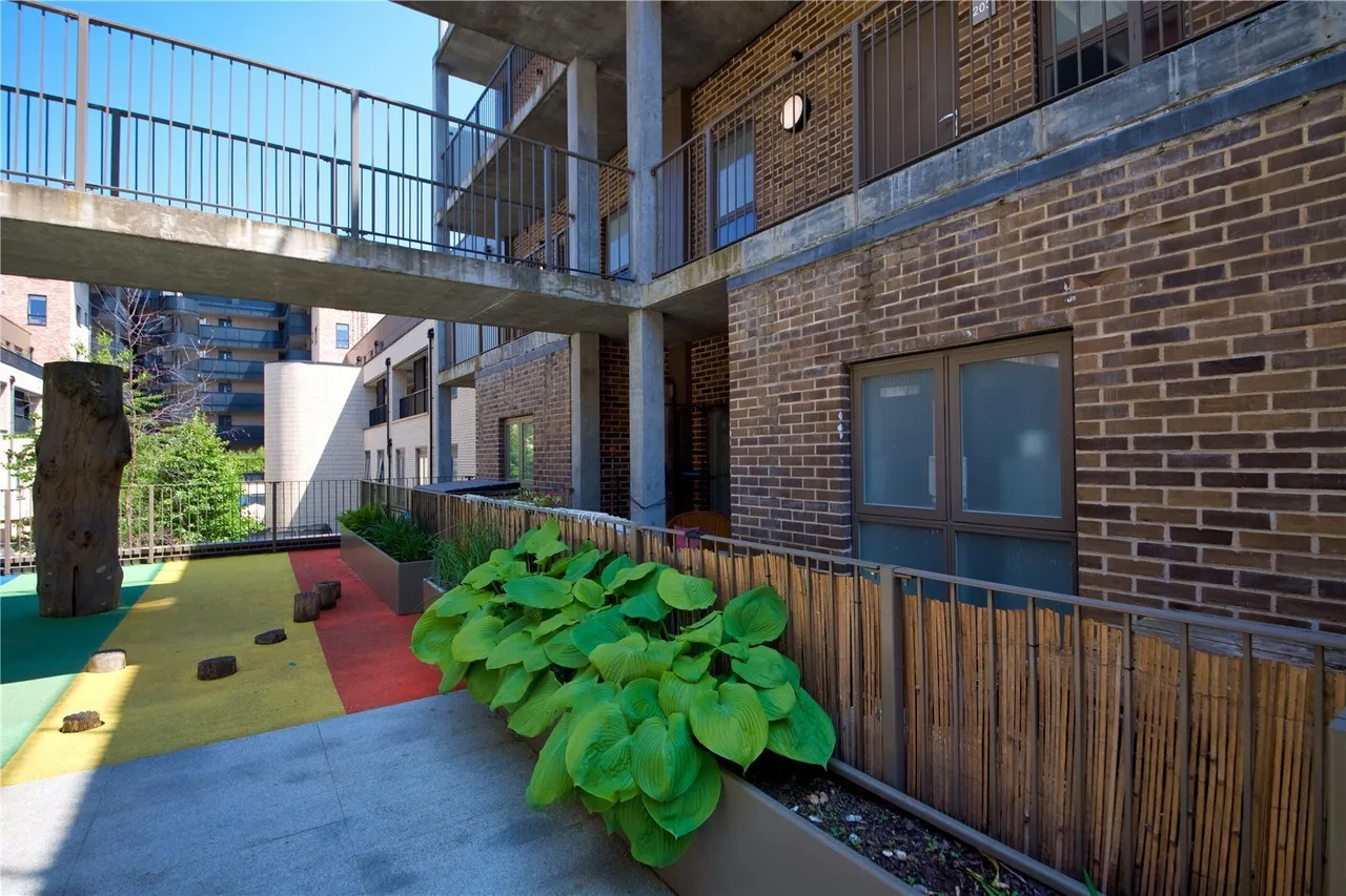 Monier Road, London, E3, photo 17