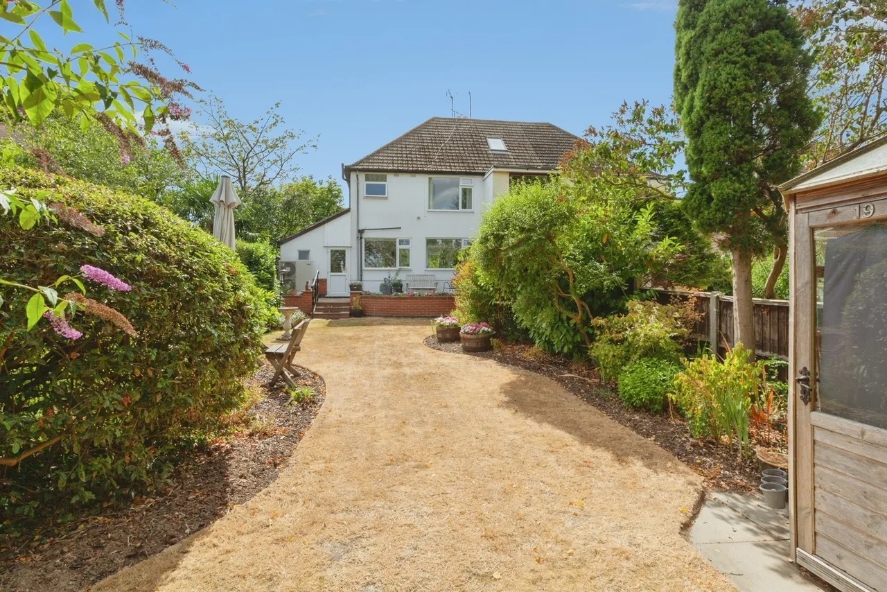 Thurlaston Lane, Croft, LE9, photo 21