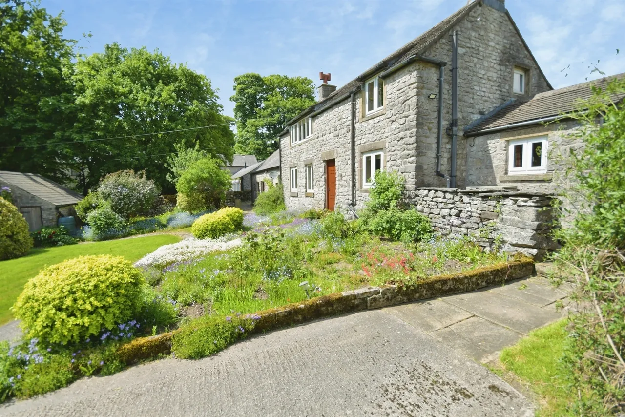 Rose Cottage, Blackwell, Buxton, photo 2