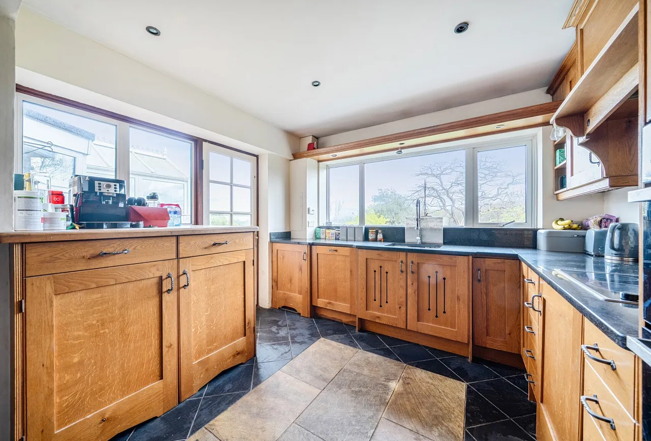 Nightingale Lane, Kent, Ide Hill, TN14 6BX, photo 11