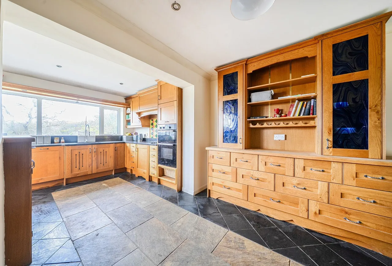 Nightingale Lane, Kent, Ide Hill, TN14 6BX, photo 2