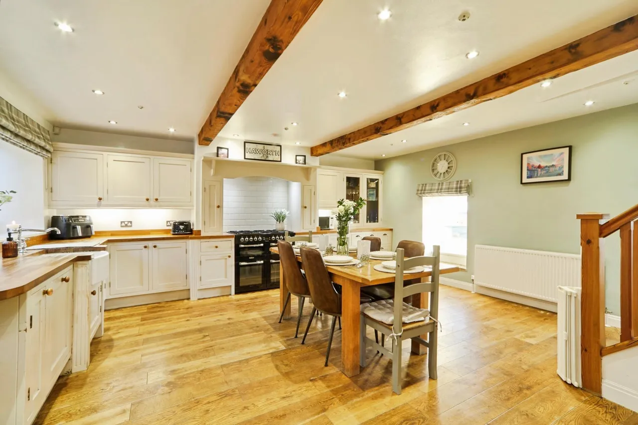 Hob Cote Lane, Oakworth, BD22, photo 5
