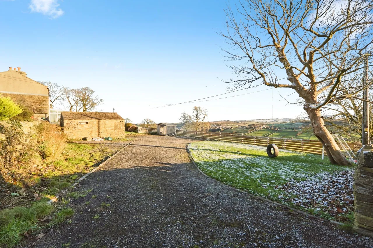 Hob Cote Lane, Oakworth, BD22, photo 22
