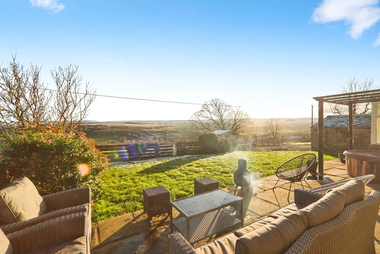 Hob Cote Lane, Oakworth, BD22, photo 7