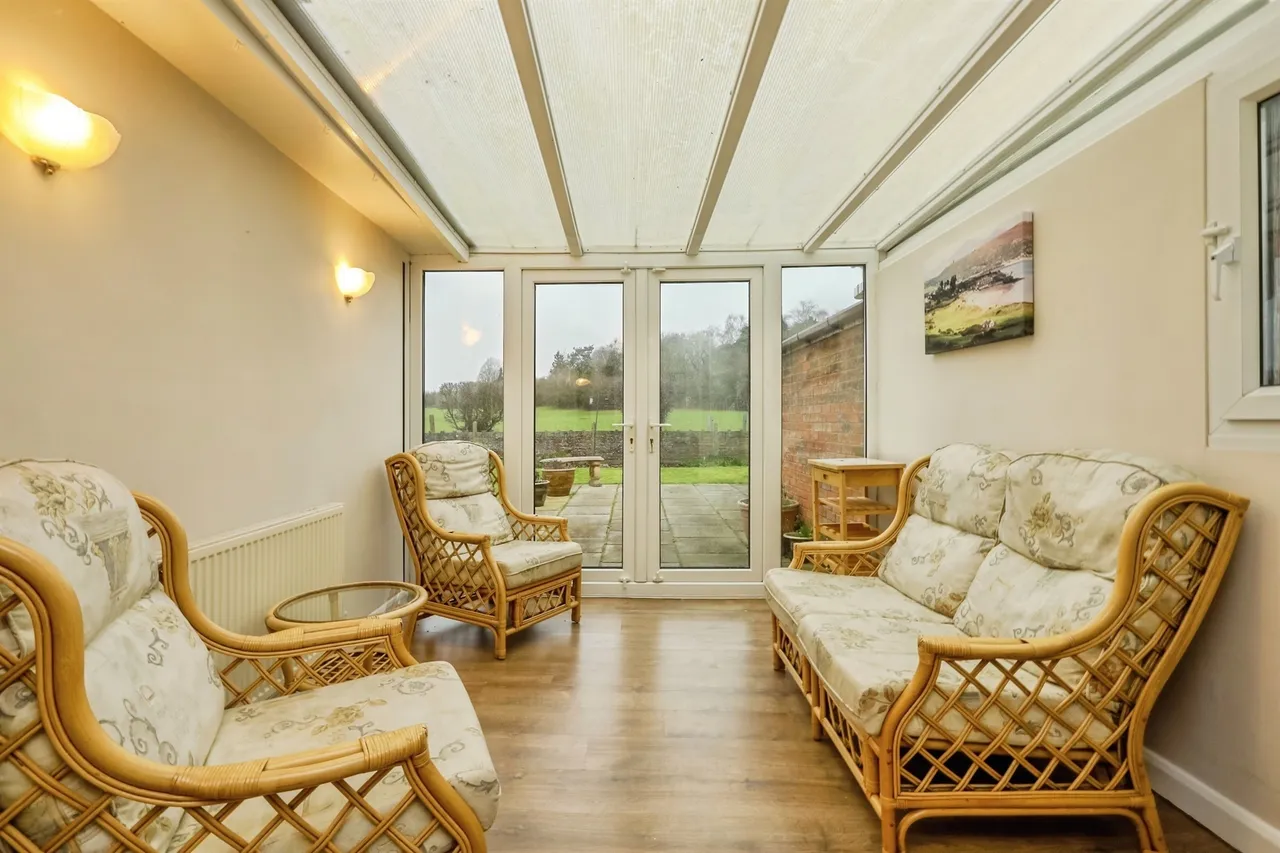 Shireoaks Road, Shireoaks, S81, photo 6