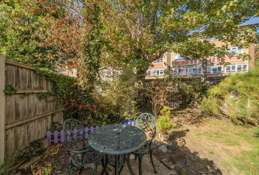 Brookfields Avenue, Mitcham, CR4, photo 10
