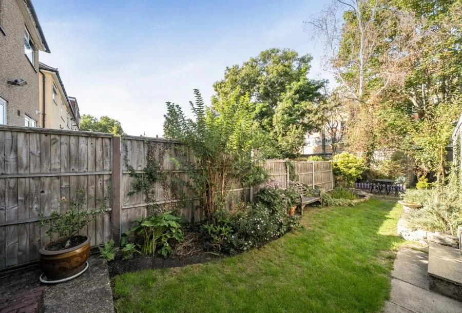 Brookfields Avenue, Mitcham, CR4, photo 20