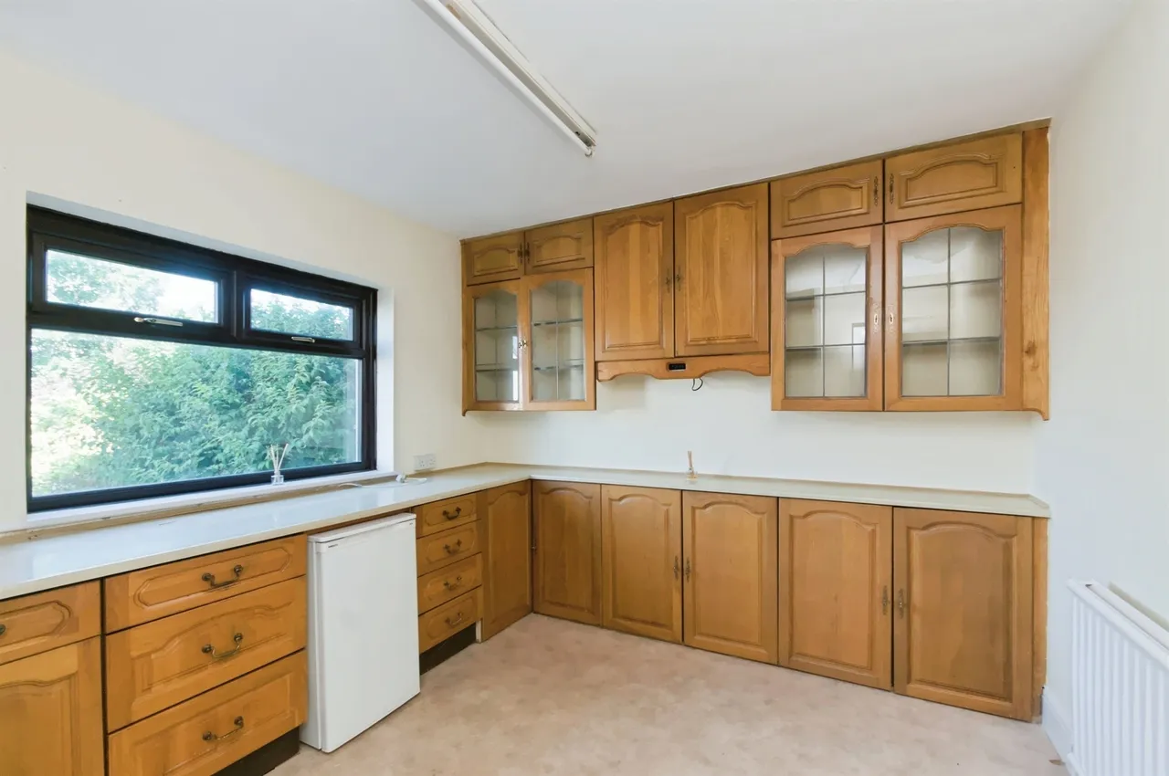 Bevendean Crescent, Brighton, photo 4