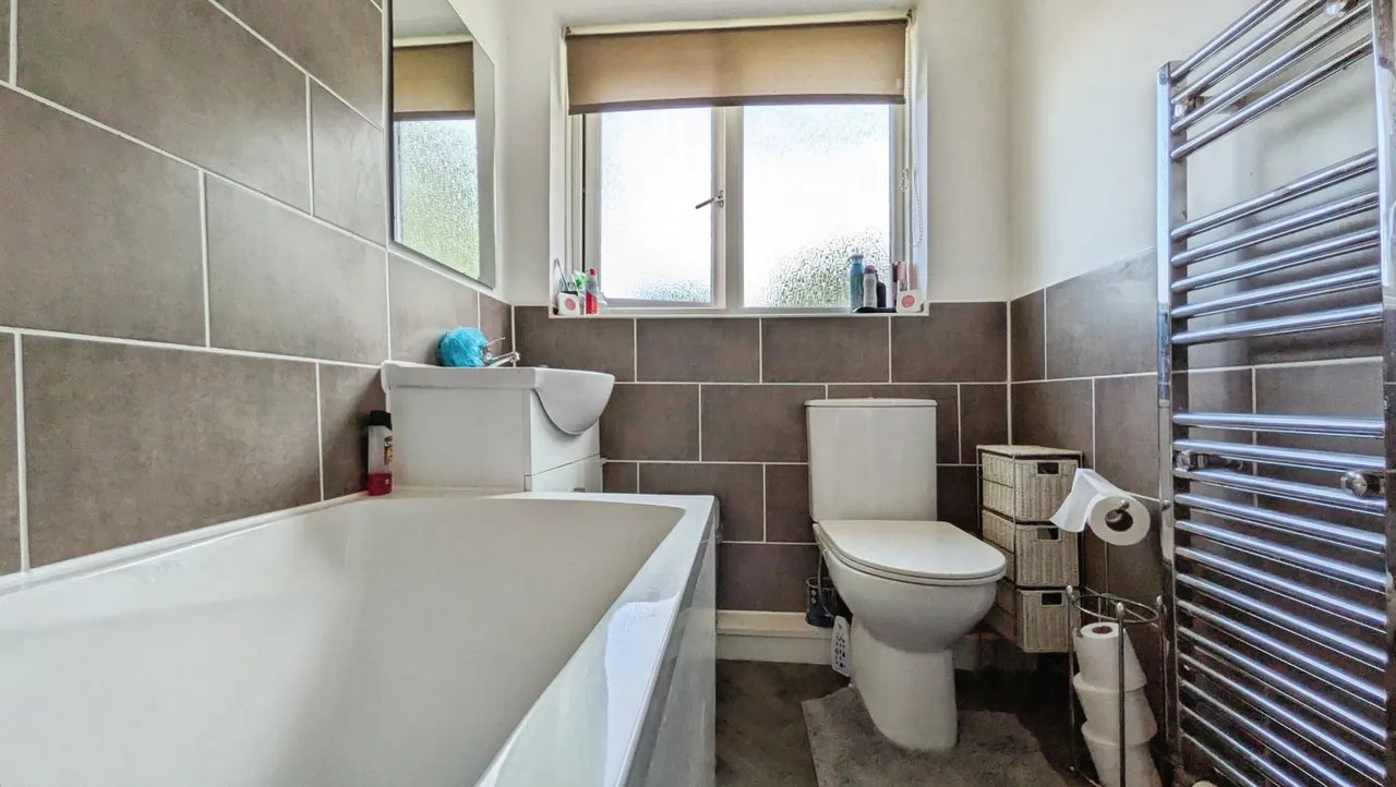 Dunham Street, Lees, OL4, photo 11