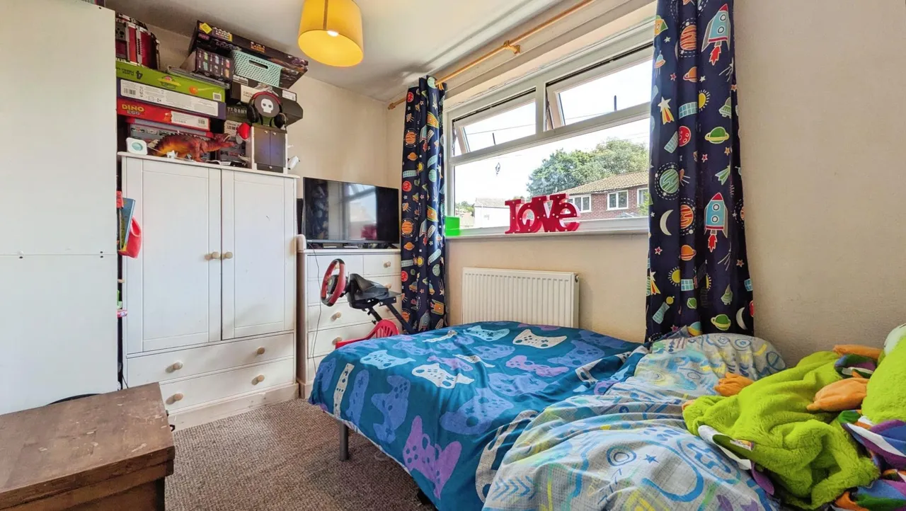 Dunham Street, Lees, OL4, photo 9
