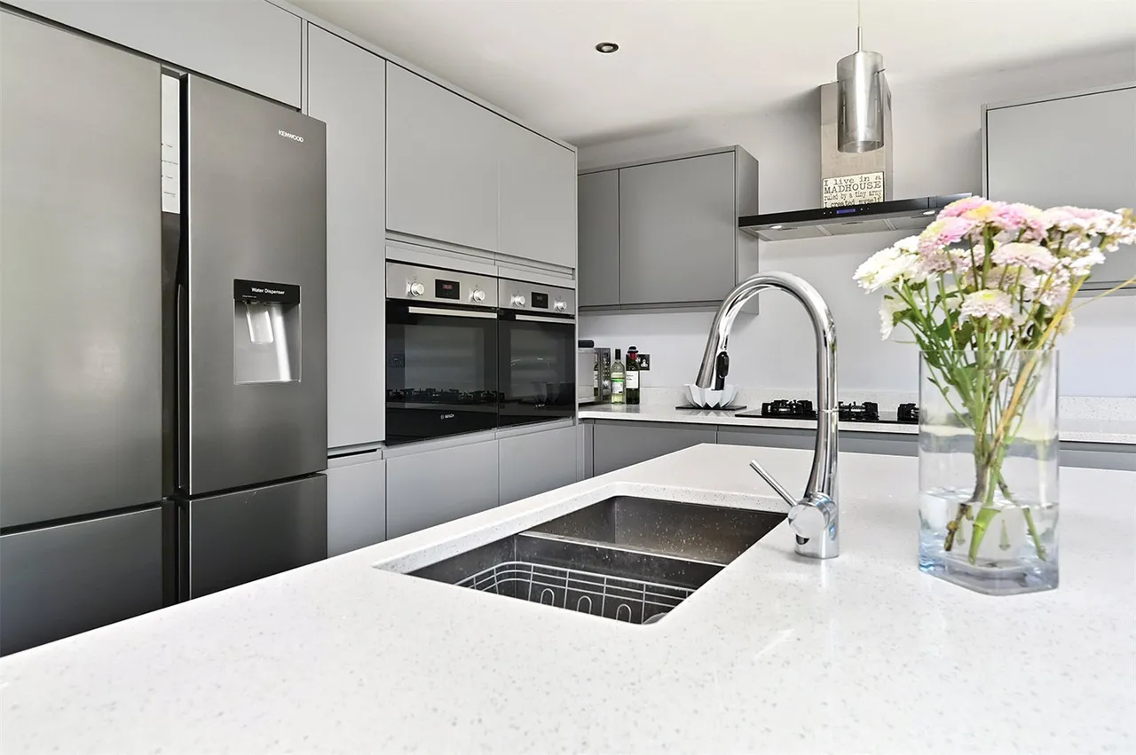 Coleford Bridge Road, Mytchett, Camberley, Surrey, GU16 6DT, photo 9