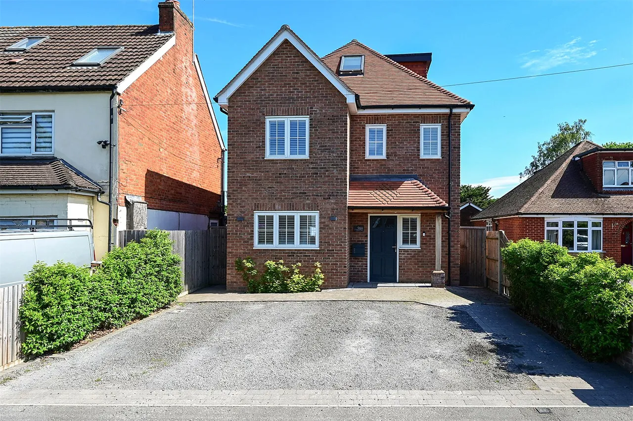 Coleford Bridge Road, Mytchett, Camberley, Surrey, GU16 6DT, photo 23