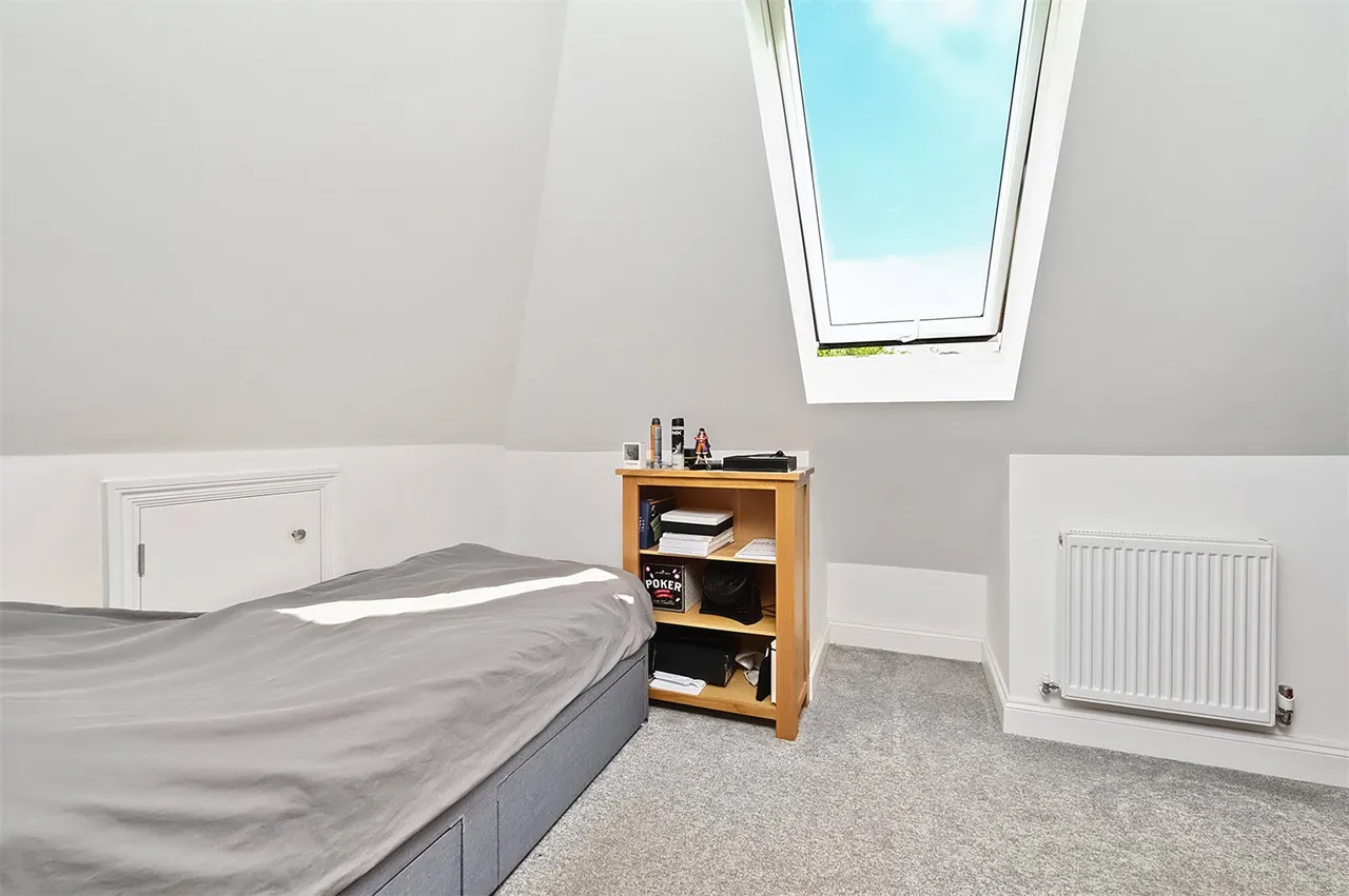 Coleford Bridge Road, Mytchett, Camberley, Surrey, GU16 6DT, photo 15