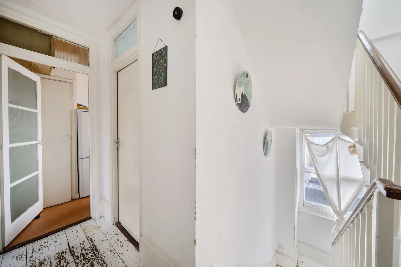 Flat 3, 56 Clapham Road, London, photo 8