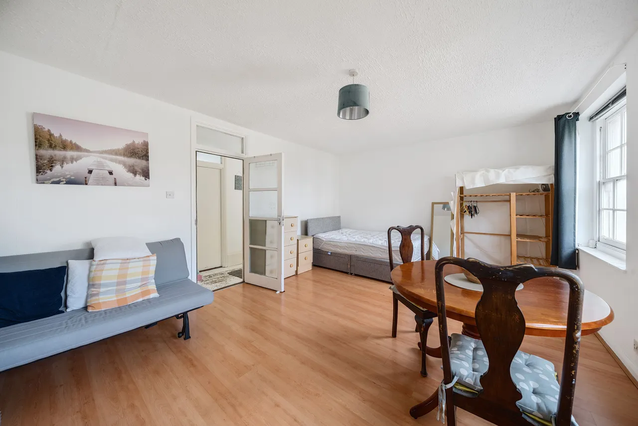 Flat 3, 56 Clapham Road, London, photo 9