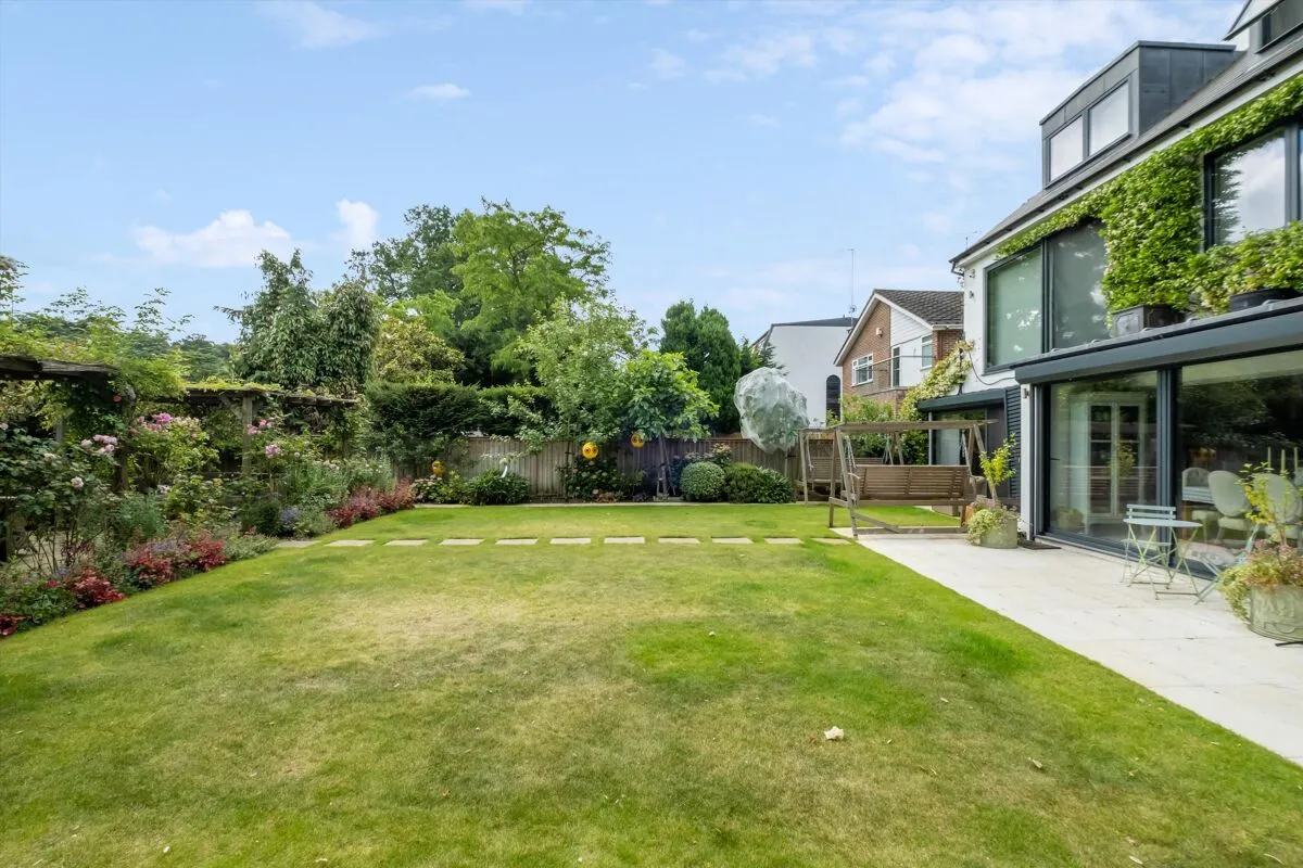 Cedar Heights, Richmond, TW10, photo 17