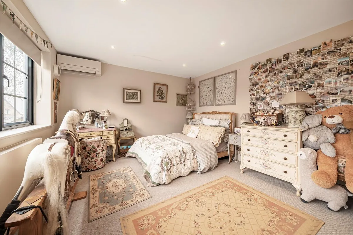 Cedar Heights, Richmond, TW10, photo 12