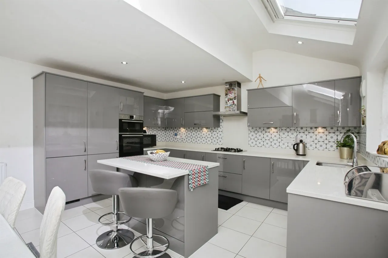 Anthorn Close, Houlton, Rugby, photo 5
