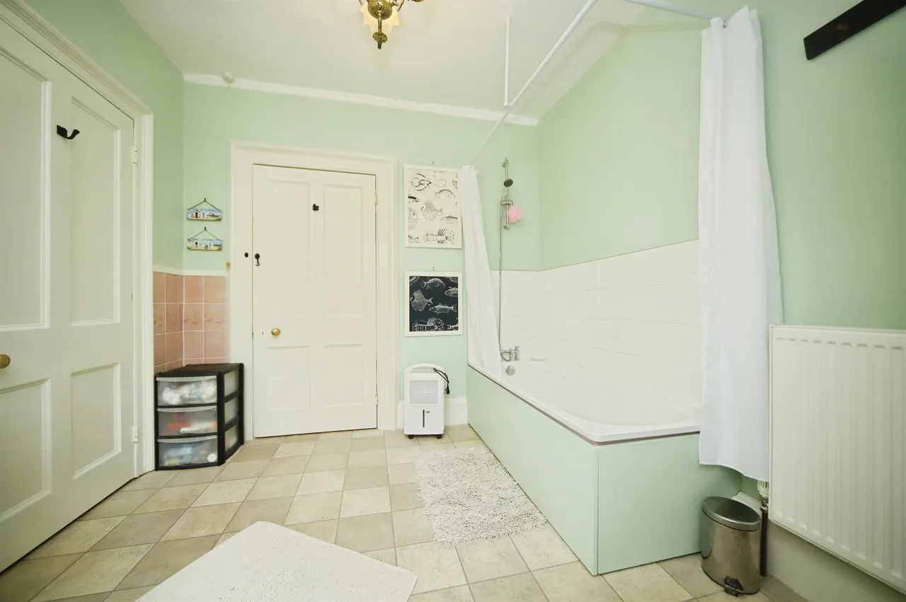 Abbotsfield, Wiveliscombe, TA4, photo 14