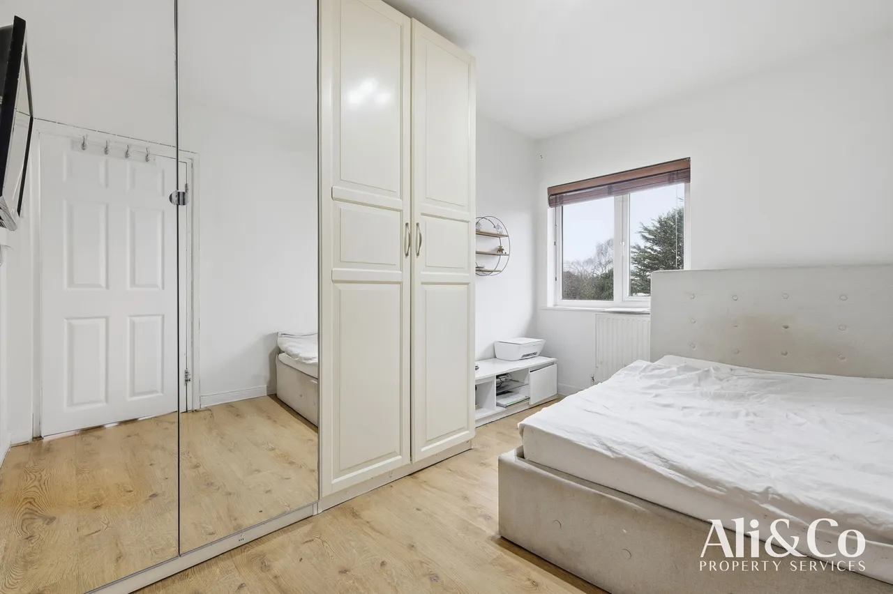 Heathview Road, Grays, Essex, RM16 2RS, photo 15