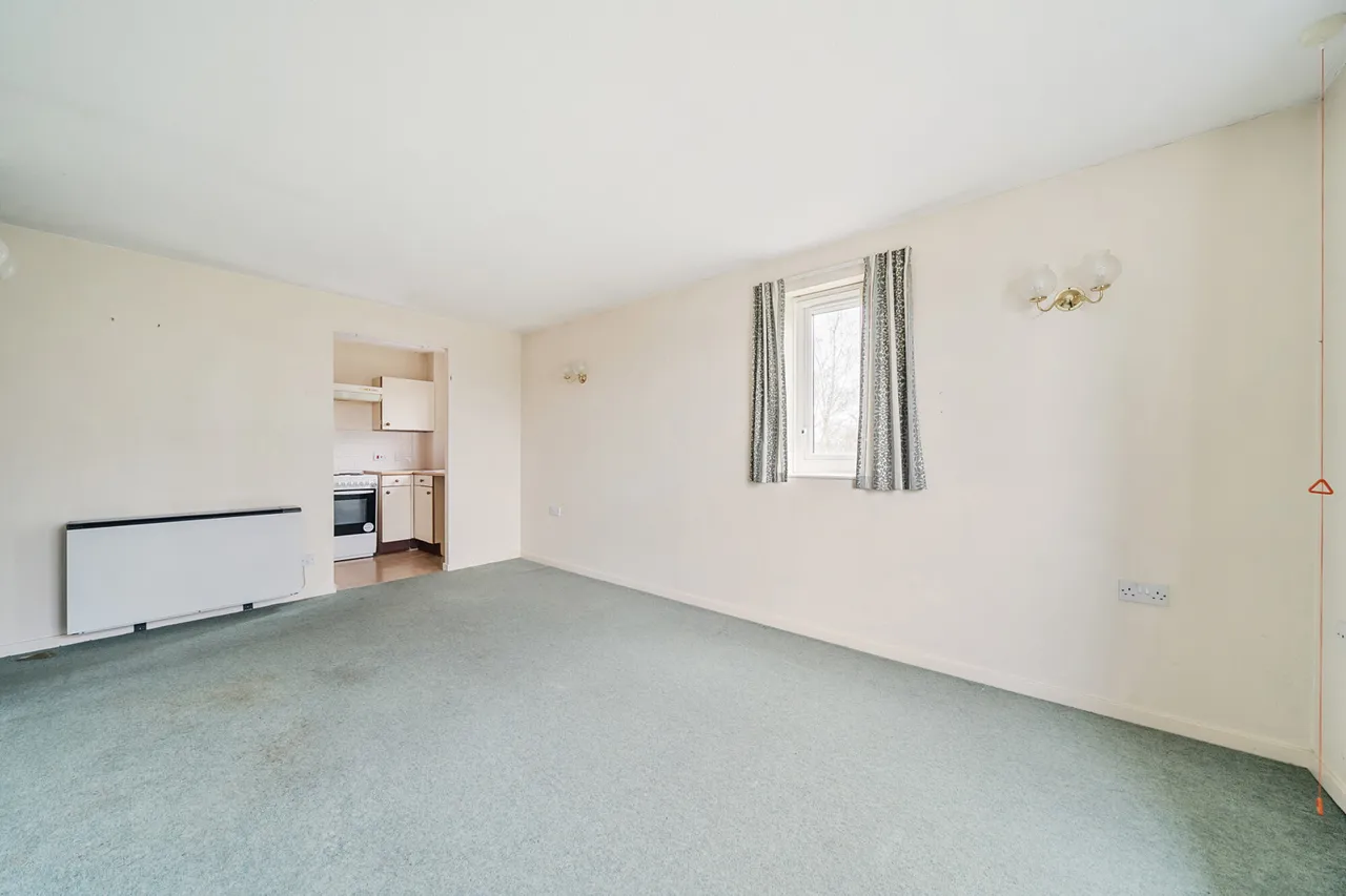 Neal Close, HA6, photo 6