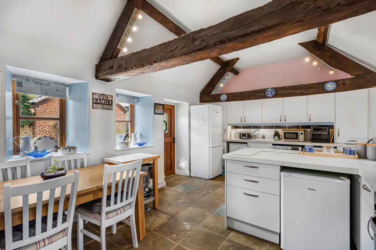 Park Farm, Ambrosden, photo 24