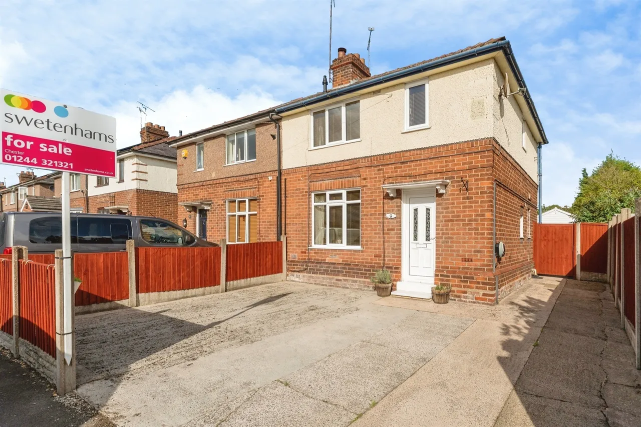 3 bed house for sale, Pine Grove, Chester, CH2