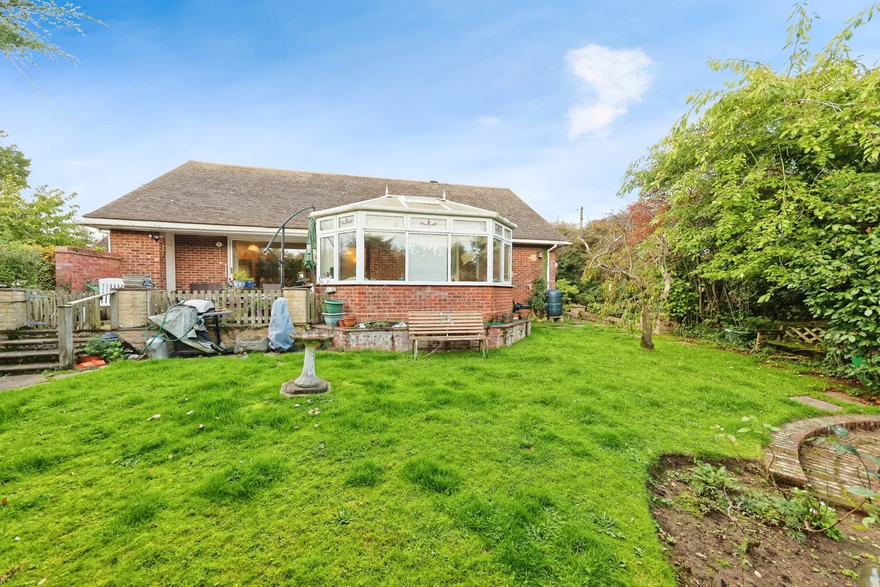 4 bed house for sale — Sunnymead, Tyler Hill, Canterbury, Kent, CT2