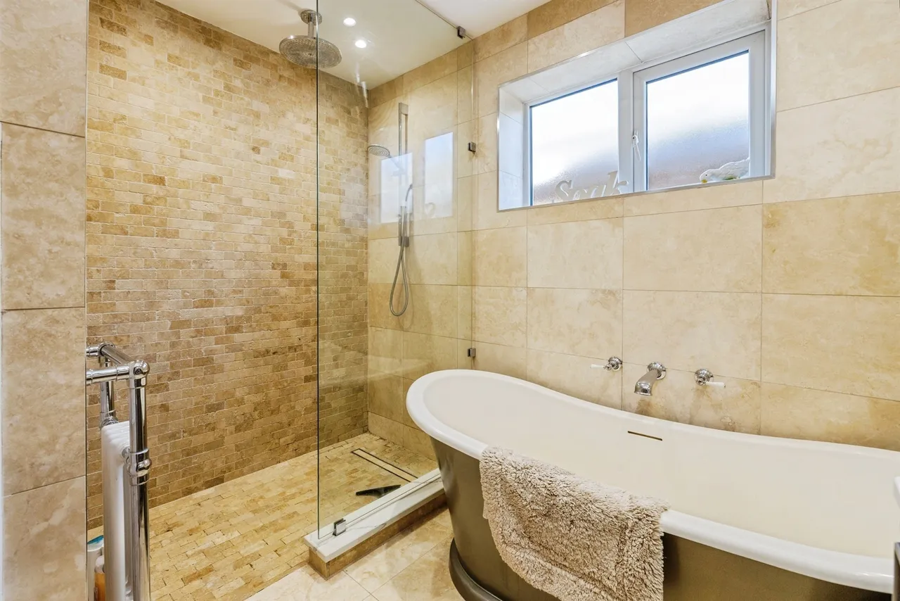 Courtfield Close, Sudbrooke, Lincoln, photo 12