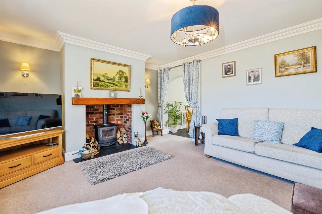 Courtfield Close, Sudbrooke, Lincoln, photo 4