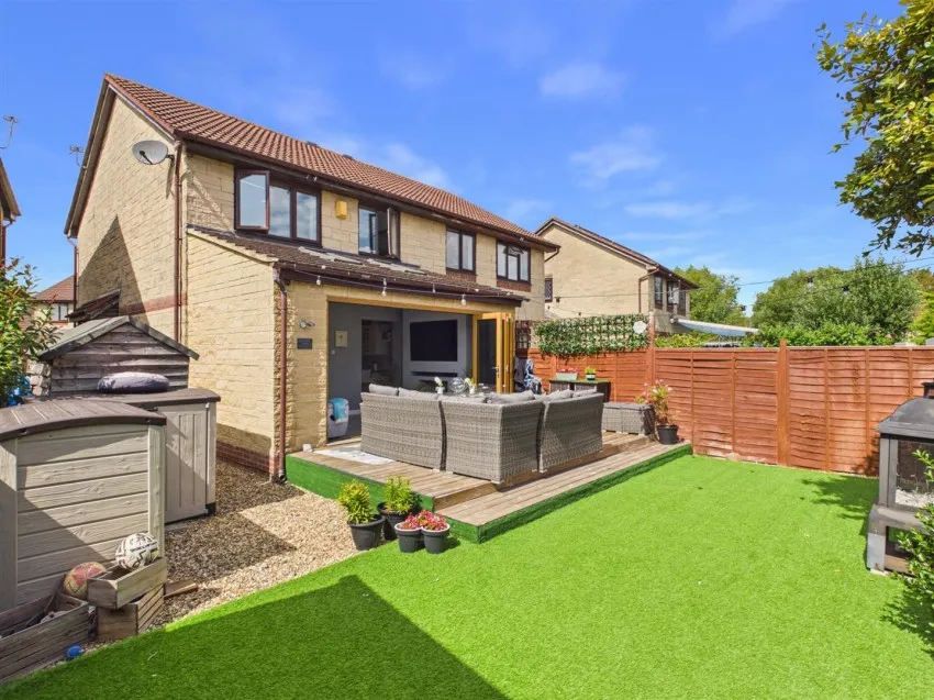 3 bed house for sale, Essex Close, Churchdown