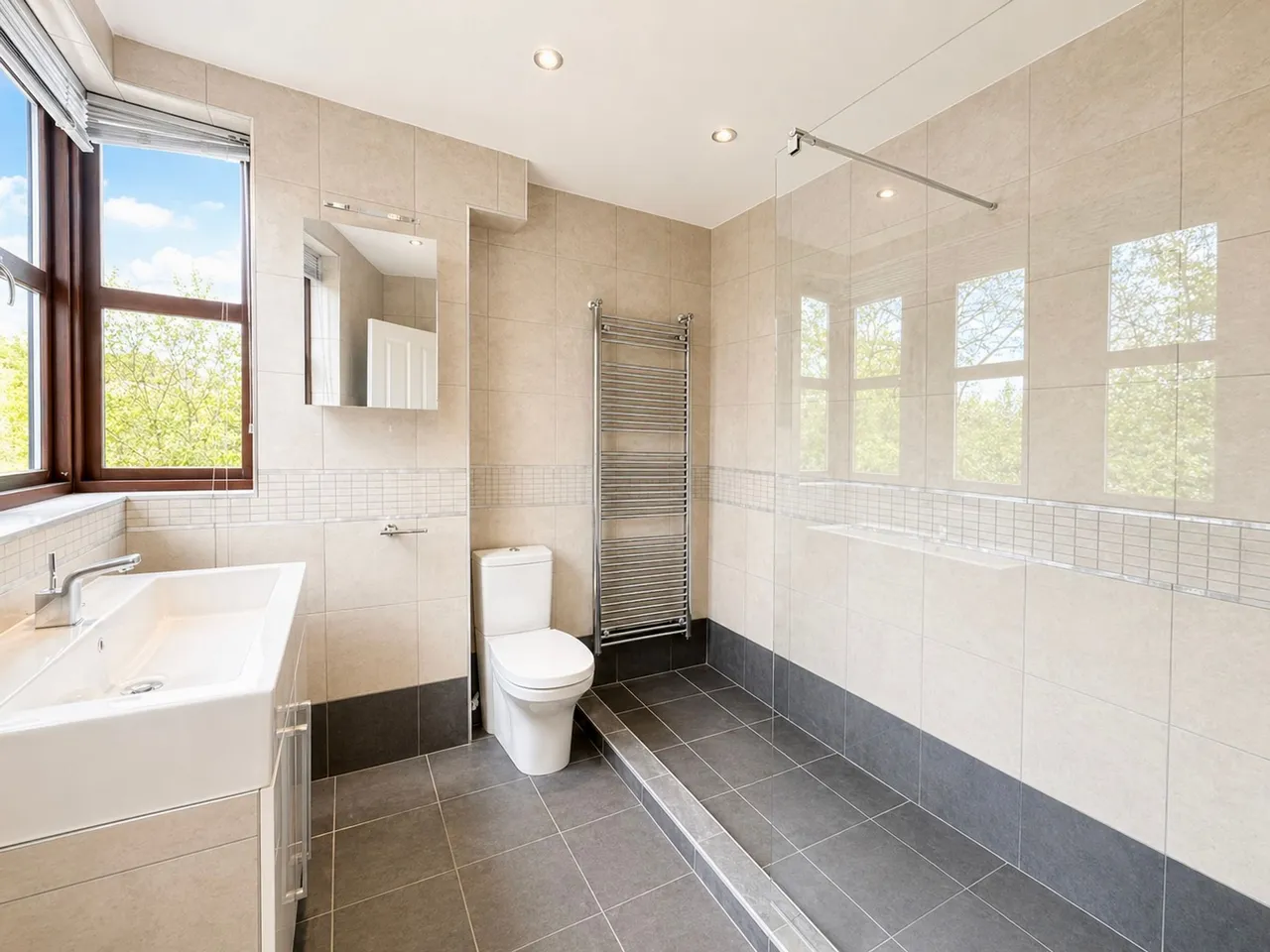 Warwick Drive, Hale, WA15, photo 19