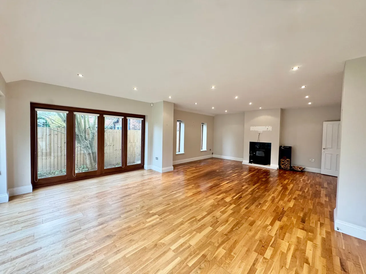 Warwick Drive, Hale, WA15, photo 3