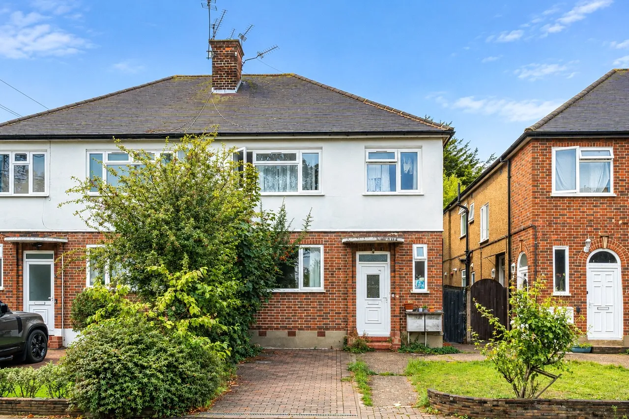 1 bed flat for sale, Imperial Close, Harrow, HA2