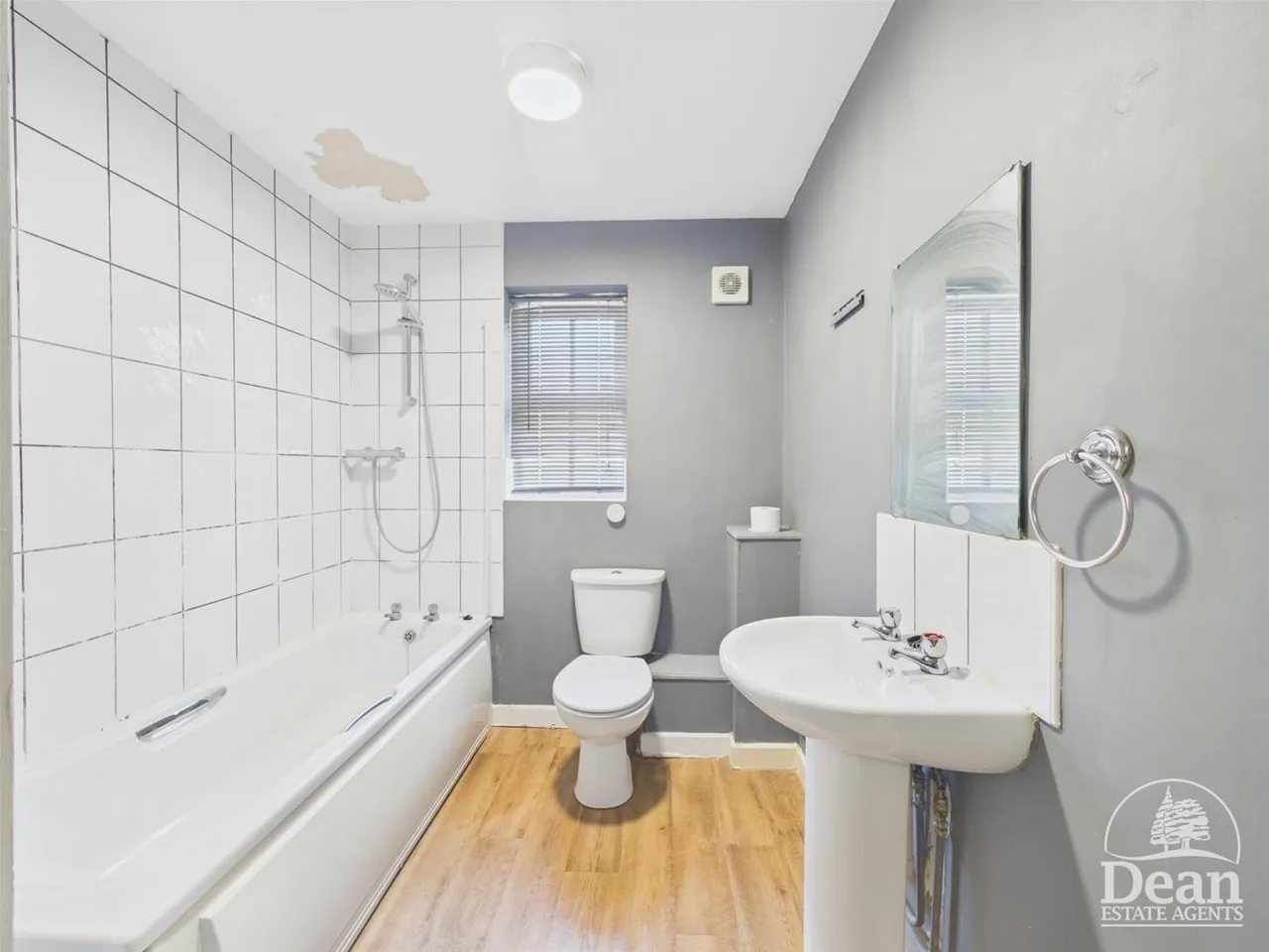 Tuffley Court, Mitcheldean, photo 5