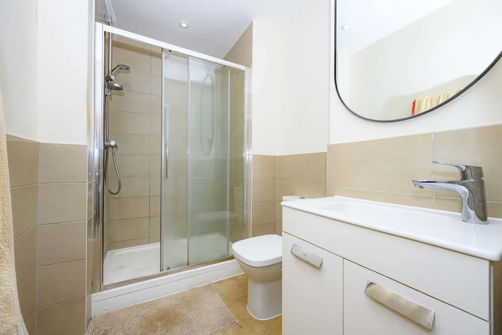 Bessemer Road, Welwyn Garden City AL7 1GJ, photo 8