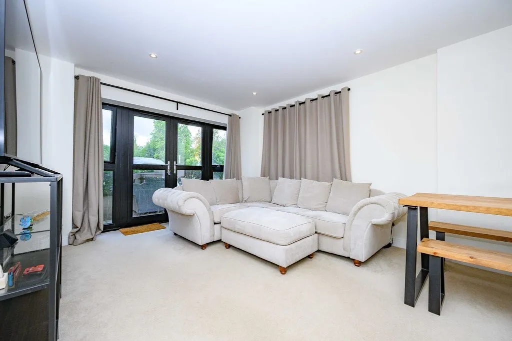 Bessemer Road, Welwyn Garden City AL7 1GJ, photo 3