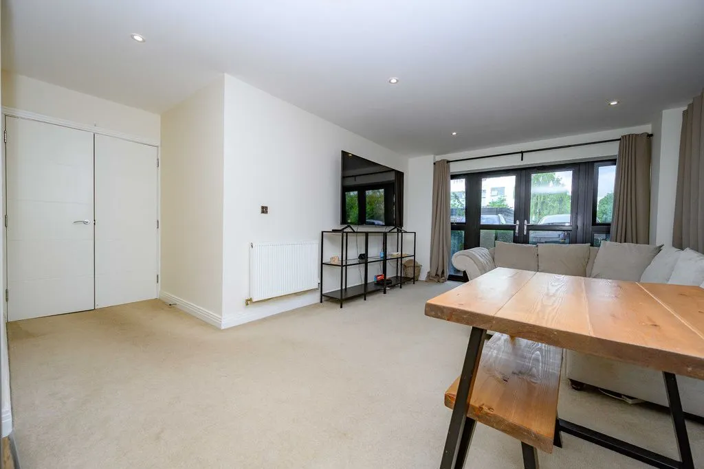 Bessemer Road, Welwyn Garden City AL7 1GJ, photo 9