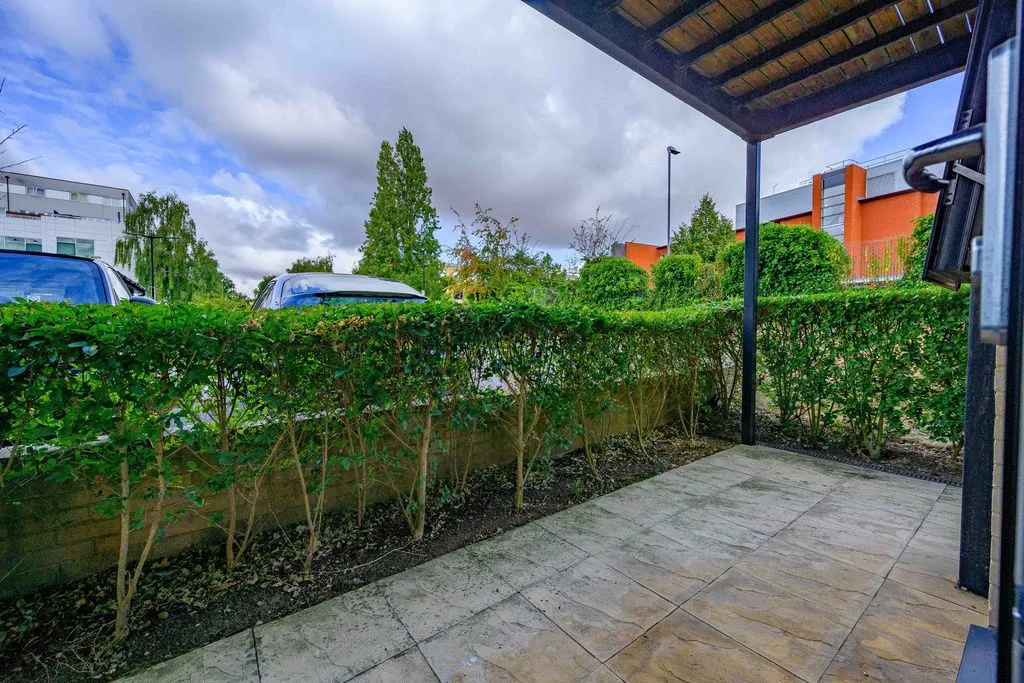 Bessemer Road, Welwyn Garden City AL7 1GJ, photo 6