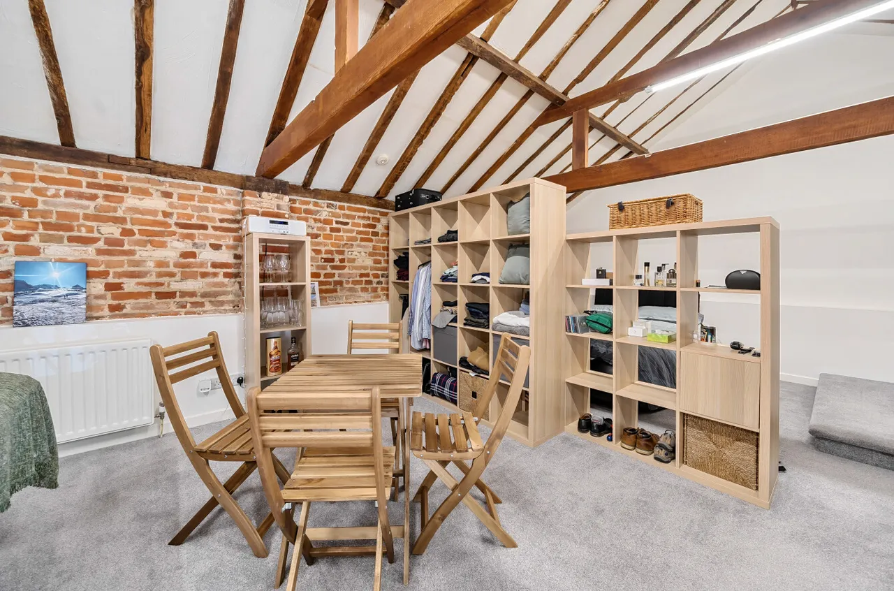 Farnham Road, Farnham, GU10, photo 11
