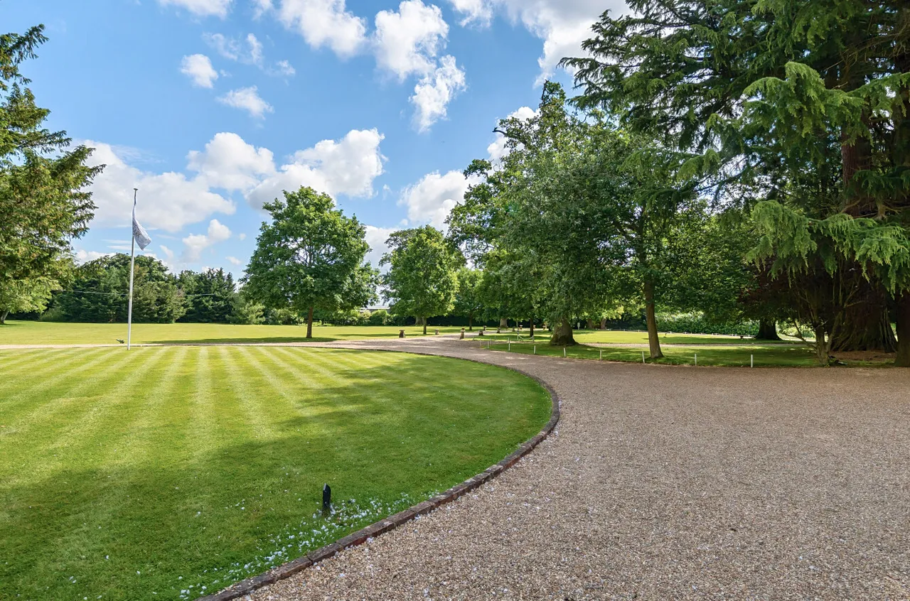 Farnham Road, Farnham, GU10, photo 6