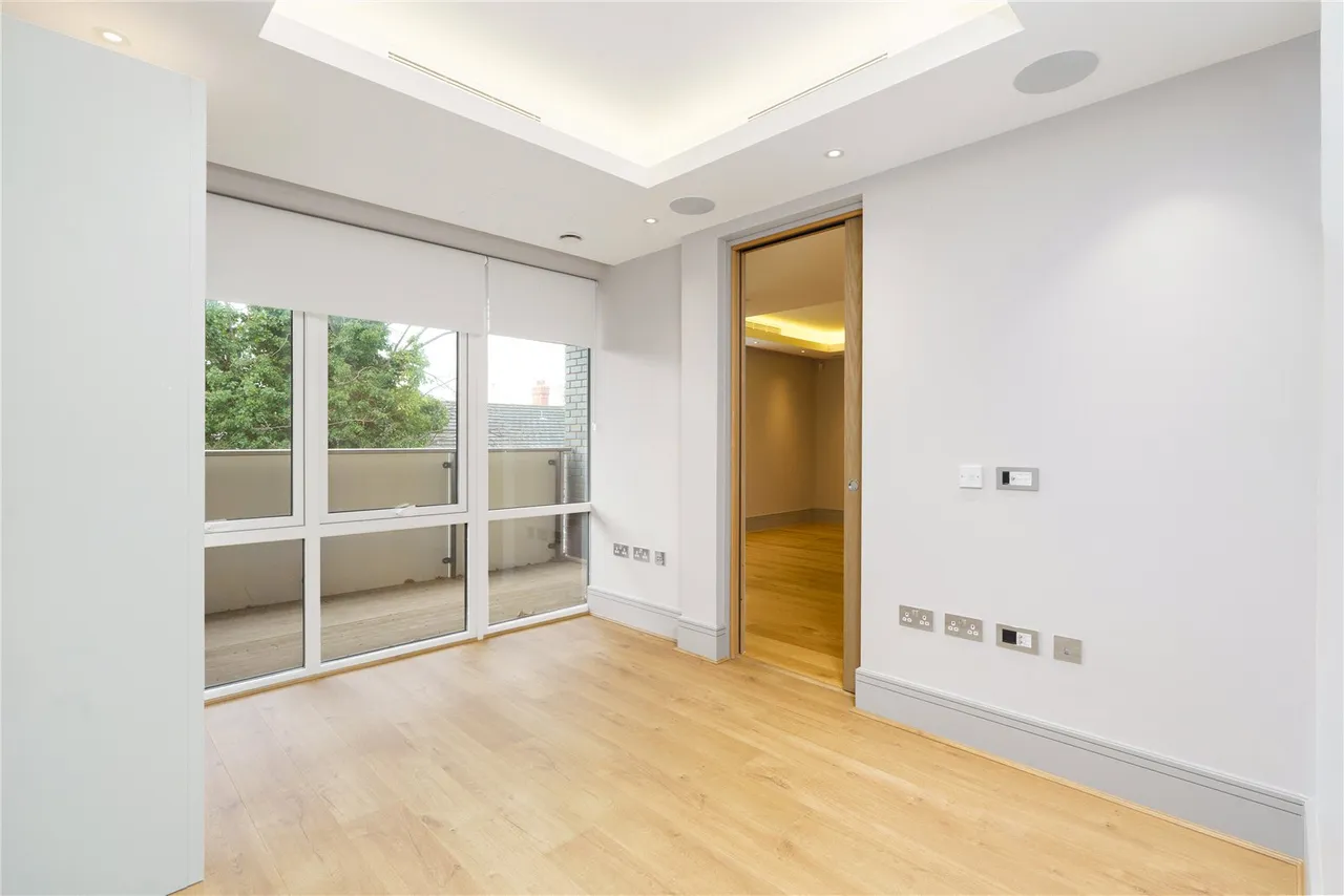 Benjamin House, Cecil Grove, St John's Wood, London, NW8 7EF, photo 5