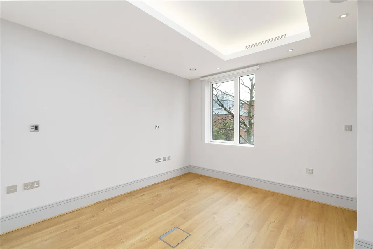 Benjamin House, Cecil Grove, St John's Wood, London, NW8 7EF, photo 4